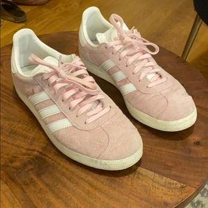 Adidas Gazelle pink suede shoes sz 9